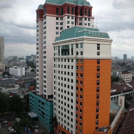 Horison Arcadia Mangga Dua Hotel Jakarta Exterior foto