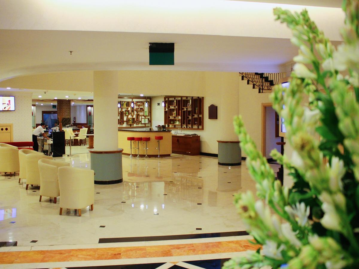 Horison Arcadia Mangga Dua Hotel Jakarta Exterior foto