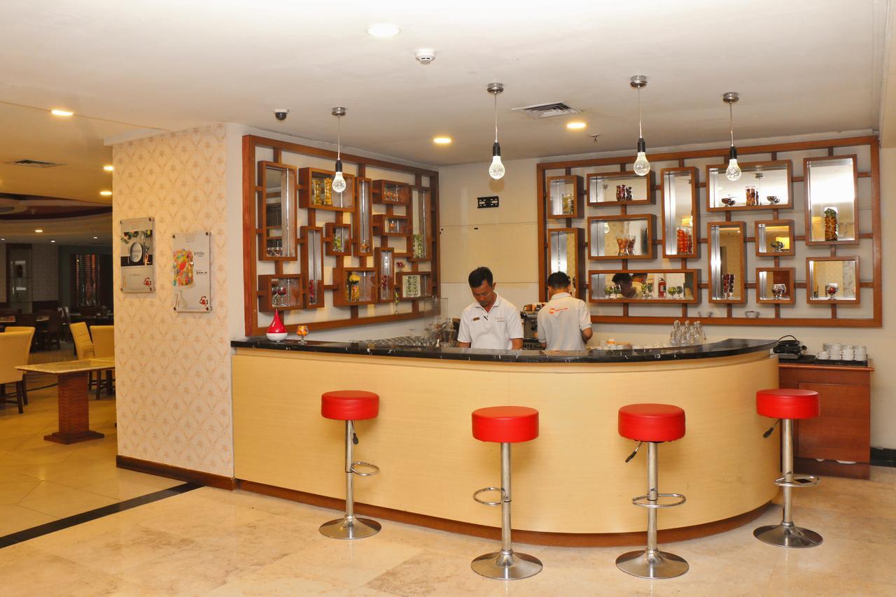 Horison Arcadia Mangga Dua Hotel Jakarta Exterior foto