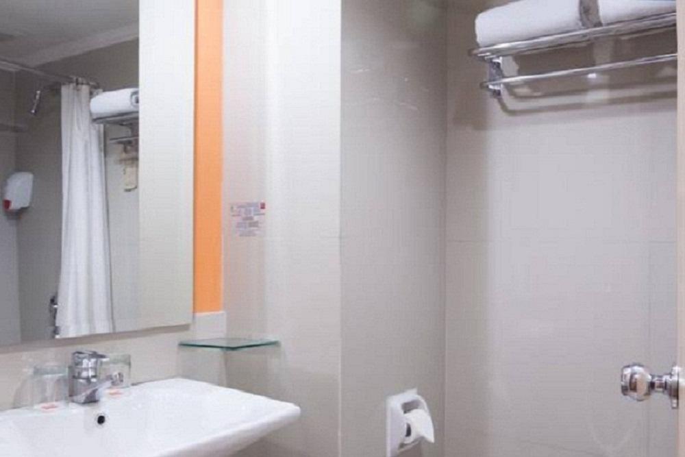 Horison Arcadia Mangga Dua Hotel Jakarta Exterior foto